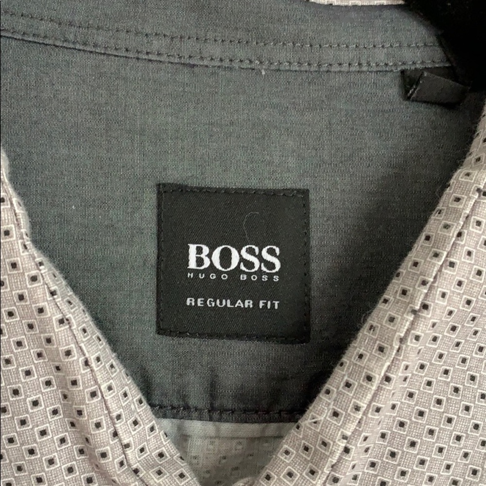 Boss button down - Picture 3 of 3